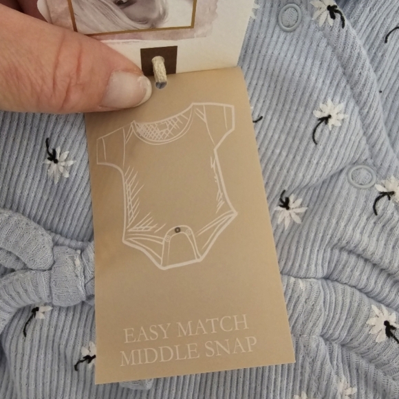 Jessica Simpson Luxe Blue and White One Piece Body Suit Baby Size 6-9 Months - Picture 6 of 7